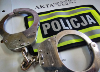 Sokólscy policjanci zatrzymali cztery osoby podejrzane o posiadanie narkotyków.
