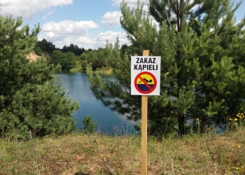 Zakaz kąpieli na powiatowych zbiornikach wodnych.