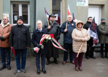 A wokół nie ma, nie ma nic, w oczach gruzy, wojna, łzy…