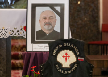 Ostatnie pożegnanie ks. Sylwestra Szyluka