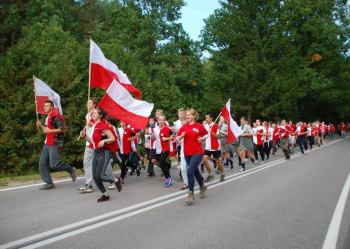 Sztafety Niepodległości dla uczczenia 96. rocznicy Bitwy nad Niemnem.