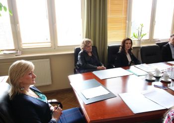 Edukacja za Bony. Podpisywananie umów w ramach wsparcia finansowego "Bony Na Szkolenia"