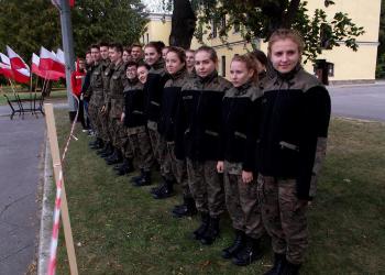 Klasa mundurowa na Pikniku Militarnym