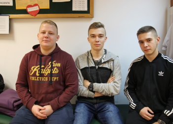 Wakacyjne staże uczniów w ramach projektu