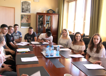 Wakacyjne staże uczniów w ramach projektu