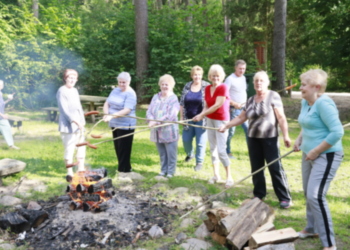 Piknik integracyjny seniorów