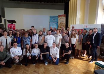 Uczniowie ZSR w Sokółce na Ogólnopolskim Konkursie „III Regionalne Podróże Kulinarne 2019”